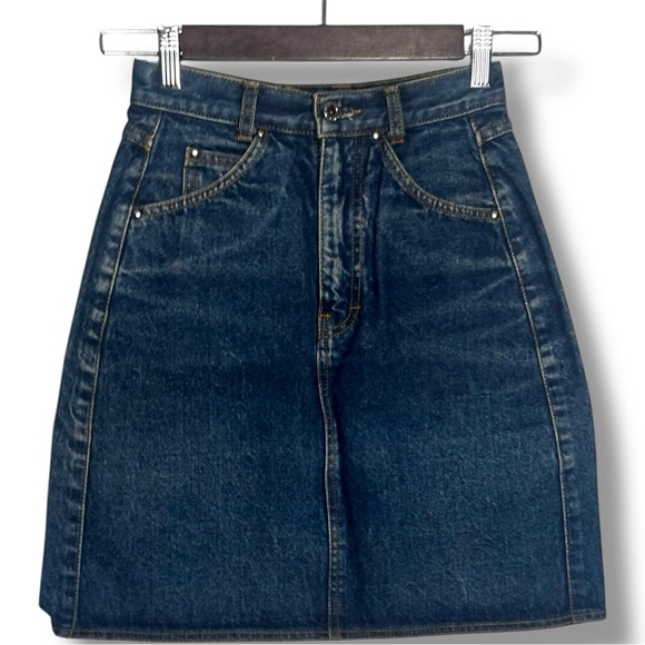 Classic Dark Blue Denim A-line High Waist Mini Skirt with Front and Back Pockets - Picture 5 of 9